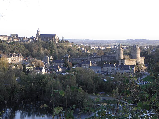 Centre historique de Fougères en Ille-et-Vilaine en Bretagne